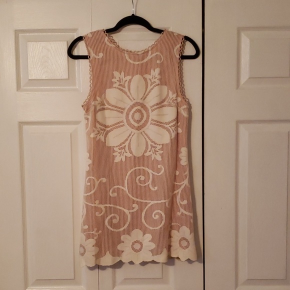 Crocheted mini dress - Picture 1 of 2